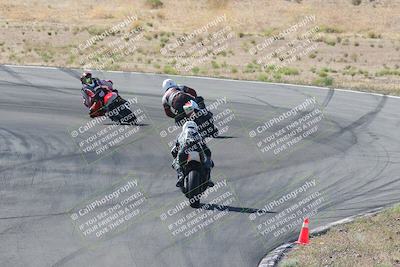 media/Apr-20-2025-AHRMA (Sun) [[393a79c373]]/Race/Group 11 early race/Turn 4b/